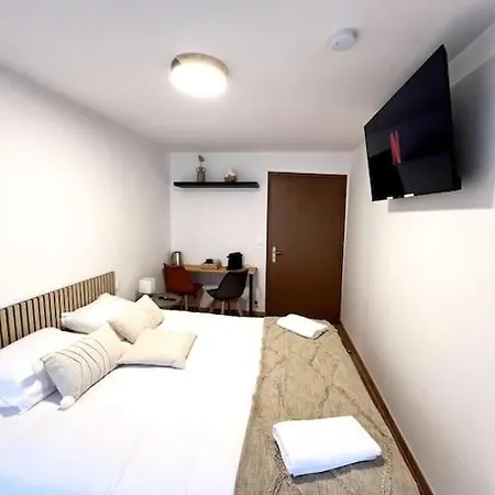 Les De La Bastide - 303